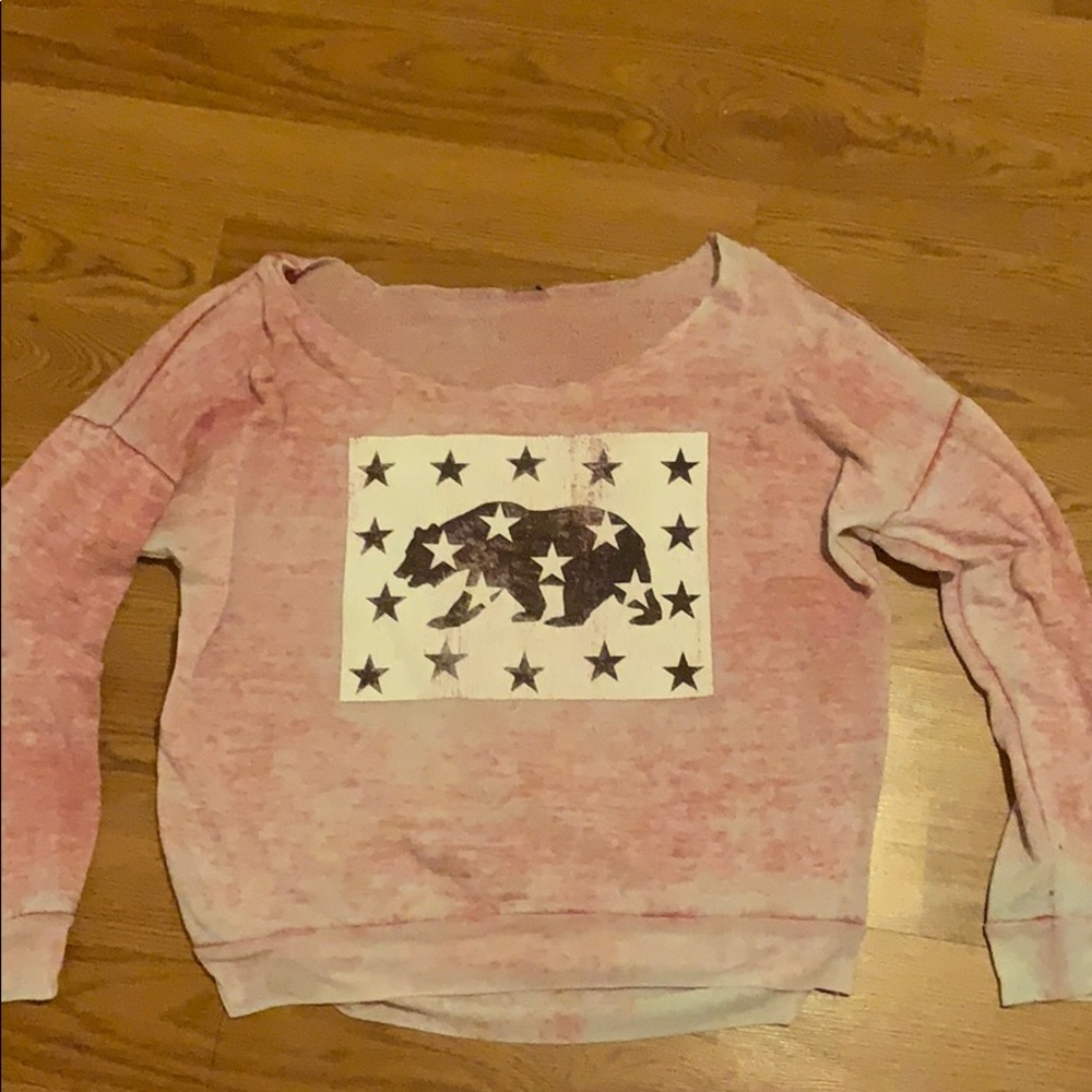 A long sleeved shirt and is very soft.